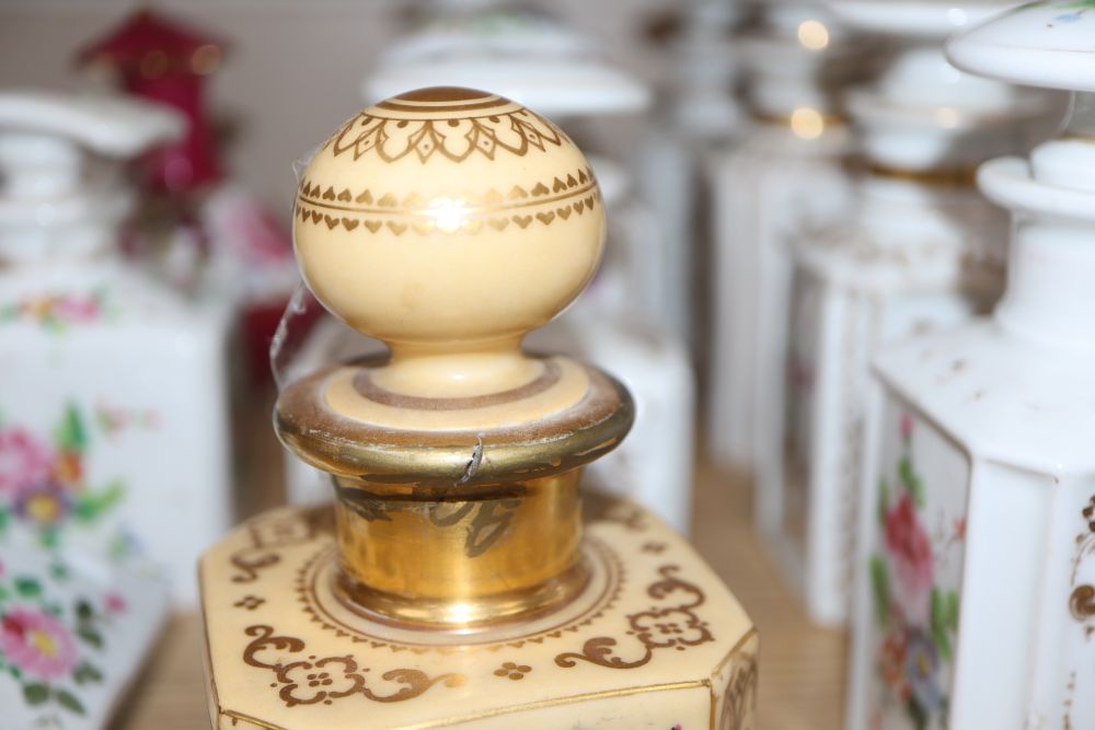 Sixteen 19th century French porcelain scent bottles and a small flask (17)